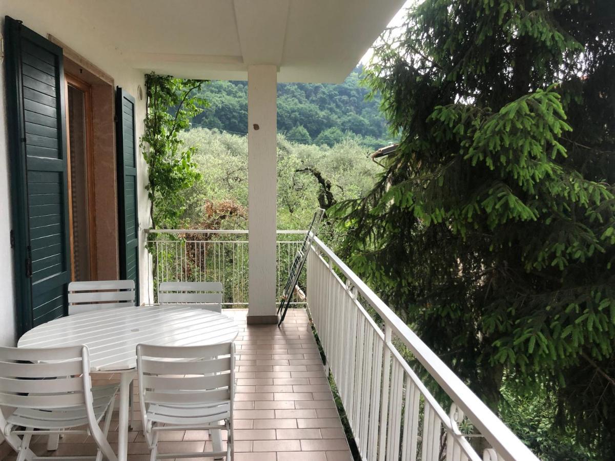 3 Rooms Apartment Whit Balcony And Lake Wiew Malcesine Exterior photo