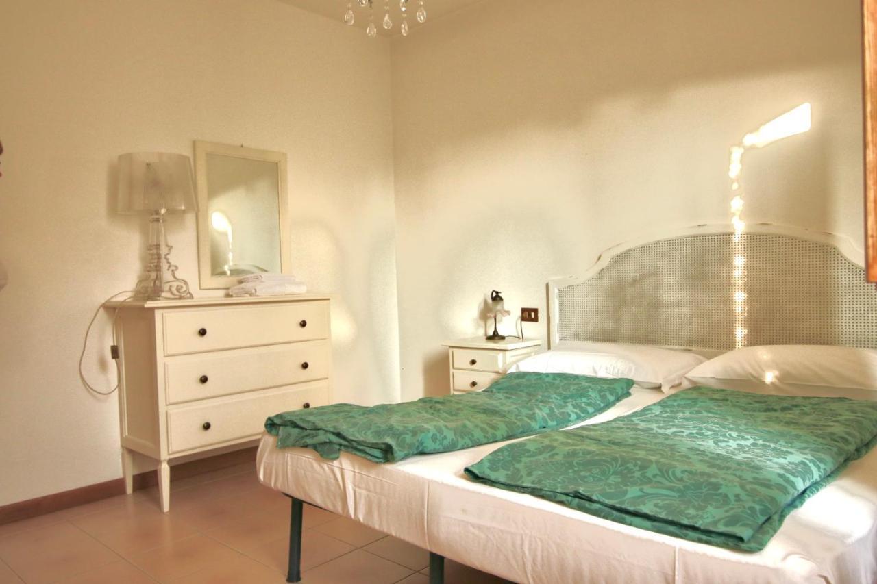 3 Rooms Apartment Whit Balcony And Lake Wiew Malcesine Exterior photo