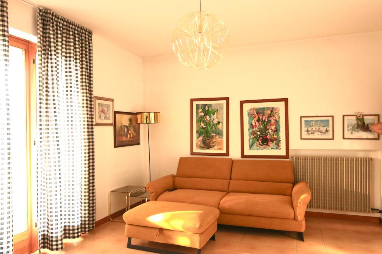 3 Rooms Apartment Whit Balcony And Lake Wiew Malcesine Exterior photo
