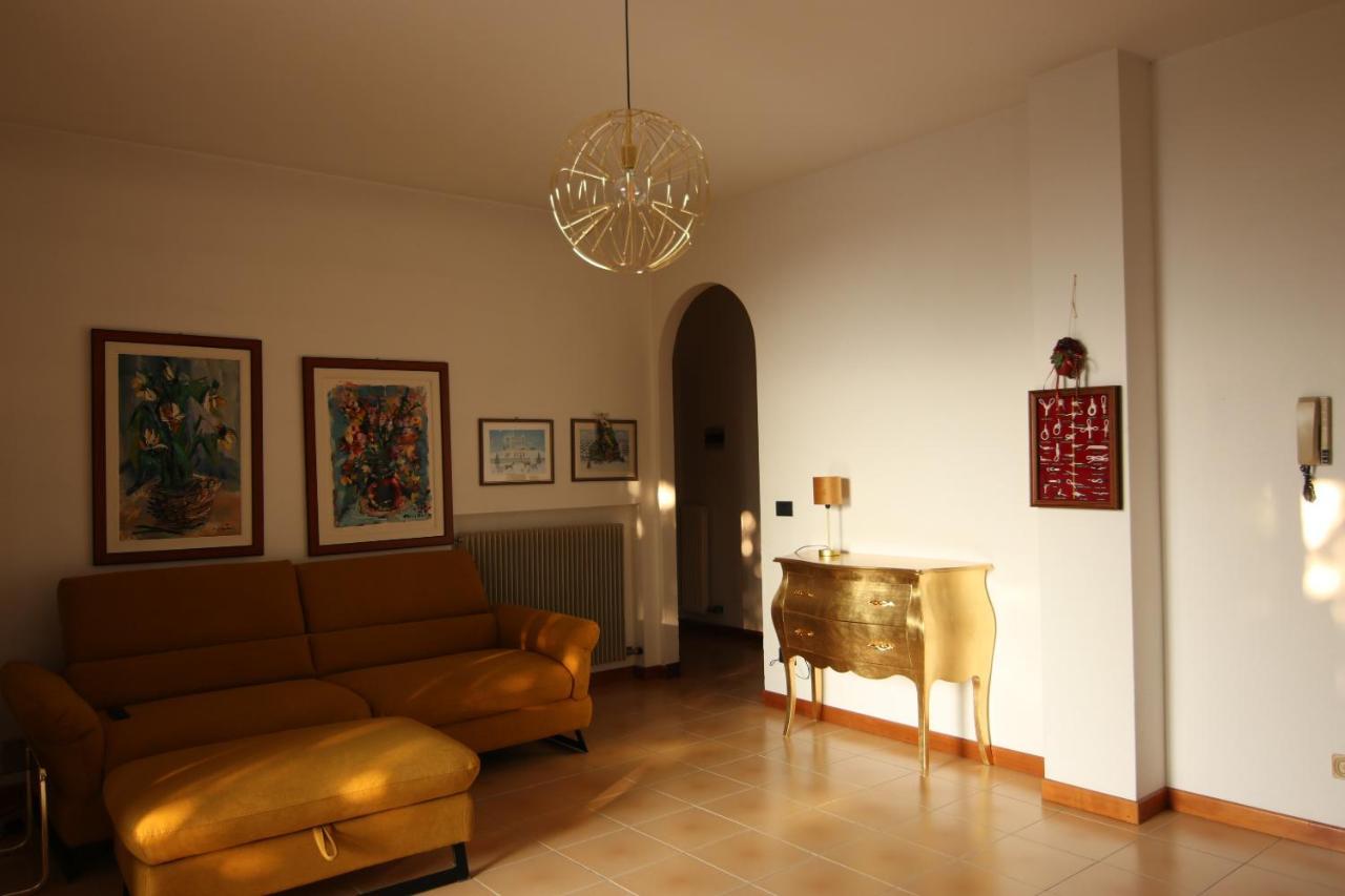 3 Rooms Apartment Whit Balcony And Lake Wiew Malcesine Exterior photo